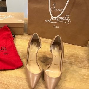 Christian Louboutin Women's Iriza Size 36 In Nude
